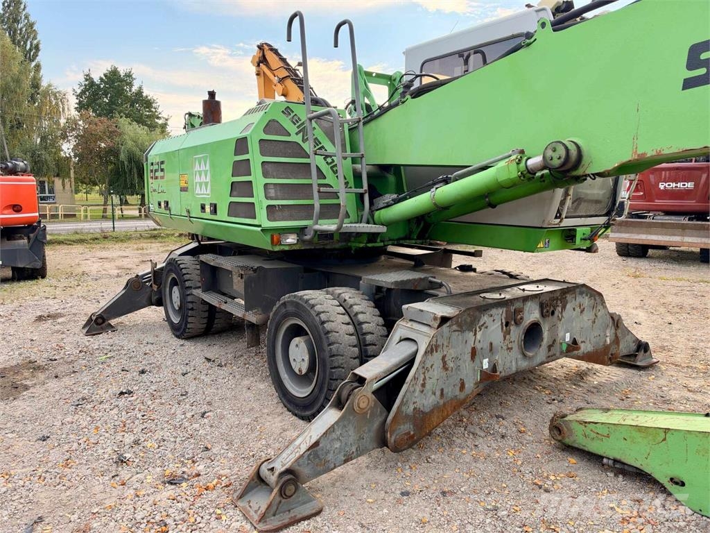 Sennebogen 825 Materialehåndteringsmaskiner