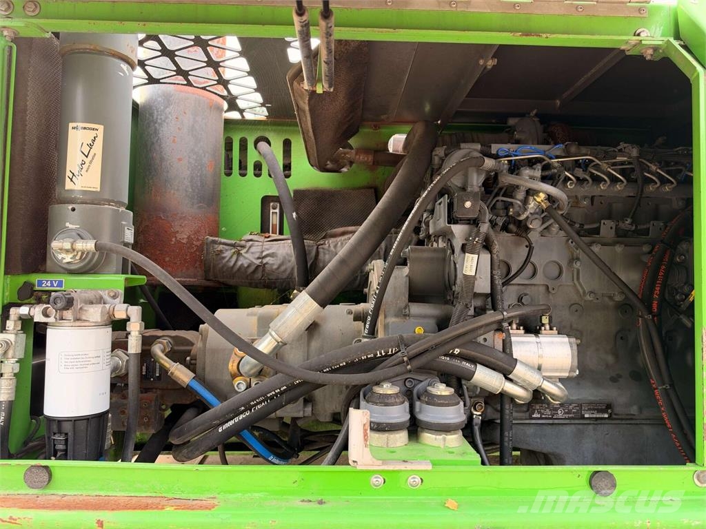 Sennebogen 825 Materialehåndteringsmaskiner