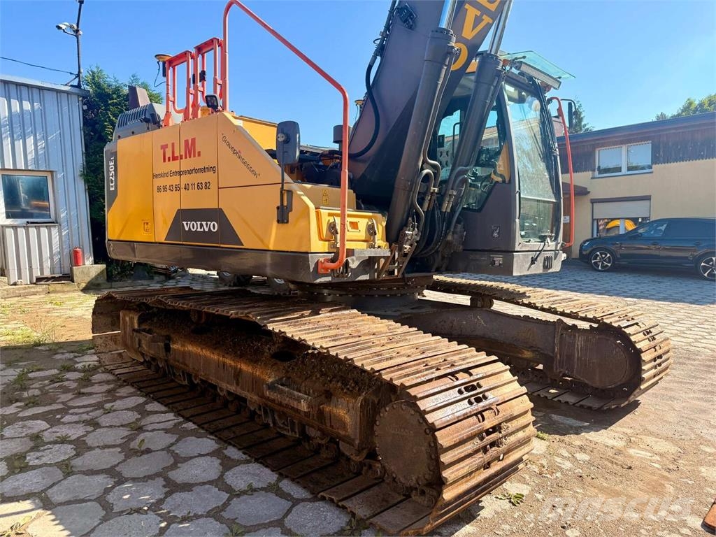 Volvo EC250EL Bageri gusjeničari