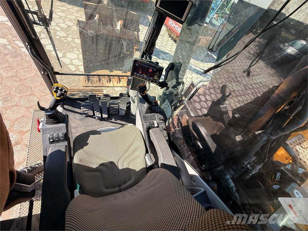 Volvo EC250EL Bageri gusjeničari