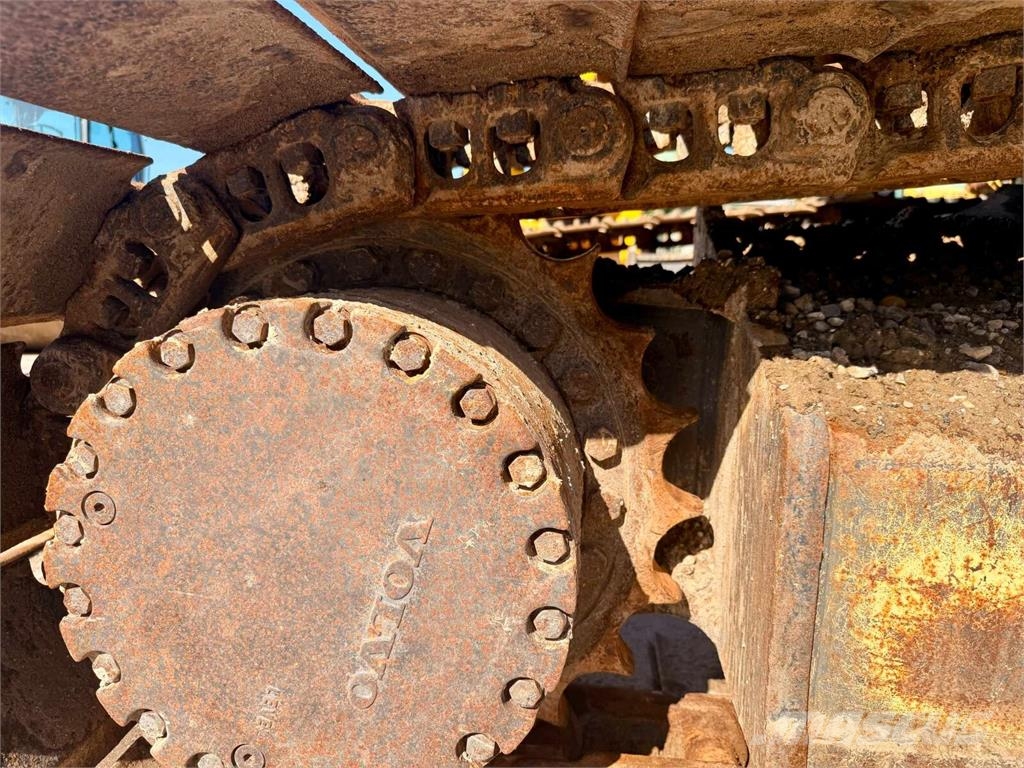 Volvo EC250EL Bageri gusjeničari