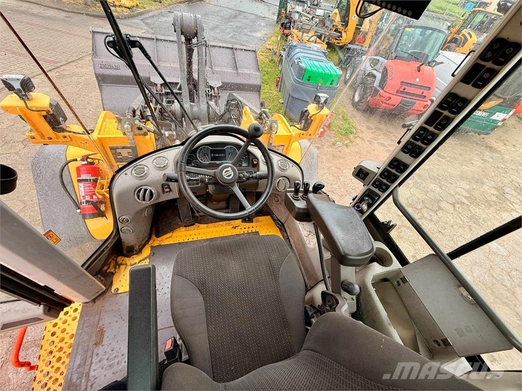 Volvo L110H Incarcator pe pneuri