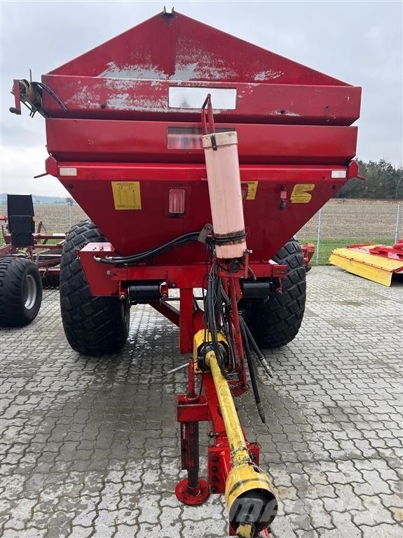 Bredal B 4 m.overbygning Mineralspreder