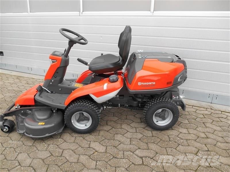Husqvarna R 316TsX AWD Reitermäher