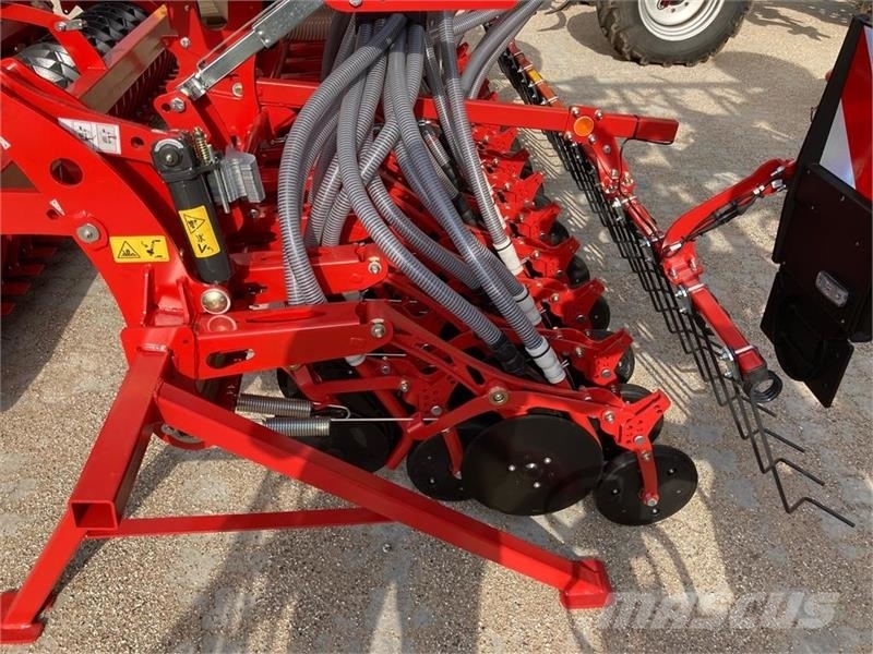 Kverneland E-Drill MAXI PLUS 4m kombination med gødningsplace Sembradoras combinadas