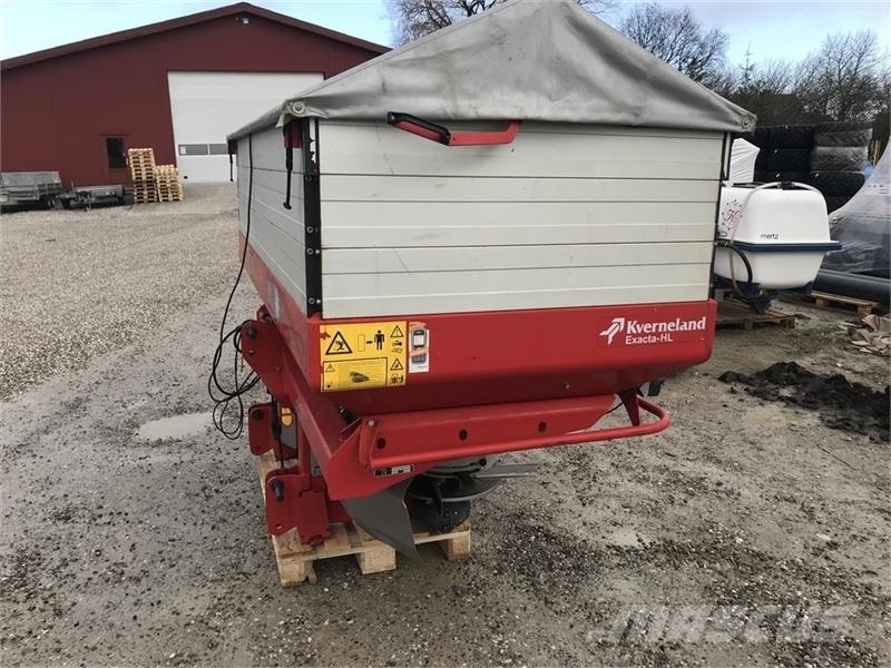 Kverneland Exacta-TL HL 3900 Mineral gübre dagiticilar