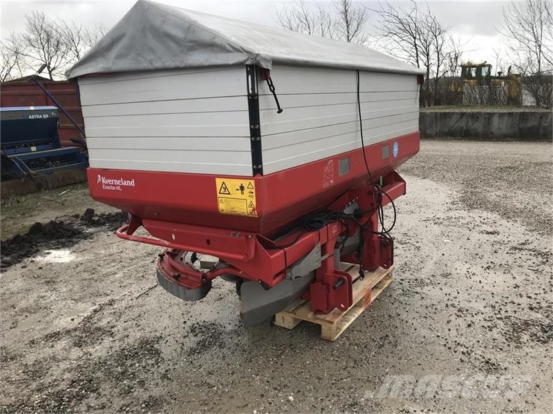 Kverneland Exacta-TL HL 3900 Mineral gübre dagiticilar