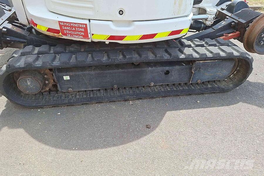 CAT Unac 8TRR/CAT 305.5 E2 CR Lastik tekerli ekskavatörler