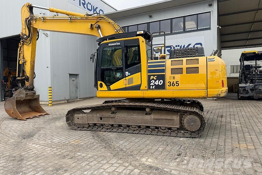 Komatsu PC 240 LC-11 Rupsgraafmachines