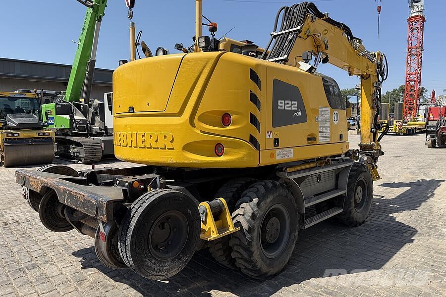 Liebherr A 922 Rail Litronic Wielgraafmachines