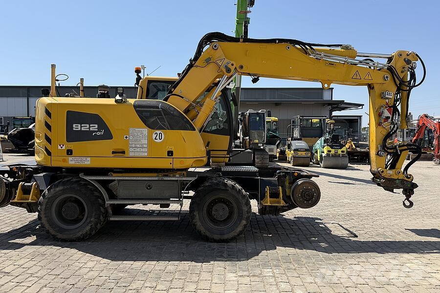 Liebherr A 922 Rail Litronic Wielgraafmachines