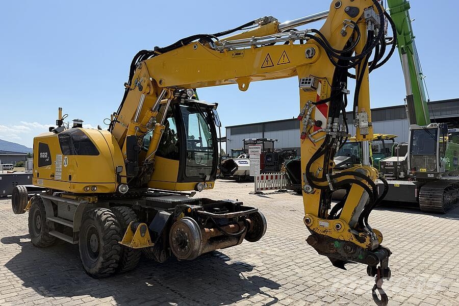 Liebherr A 922 Rail Litronic Wielgraafmachines