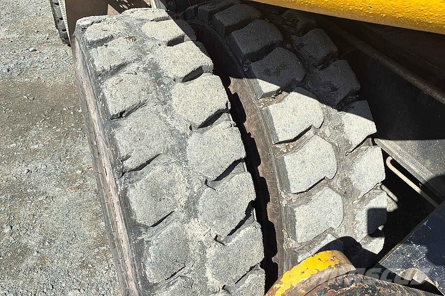 Liebherr A 922 Rail Litronic  휠 굴삭기