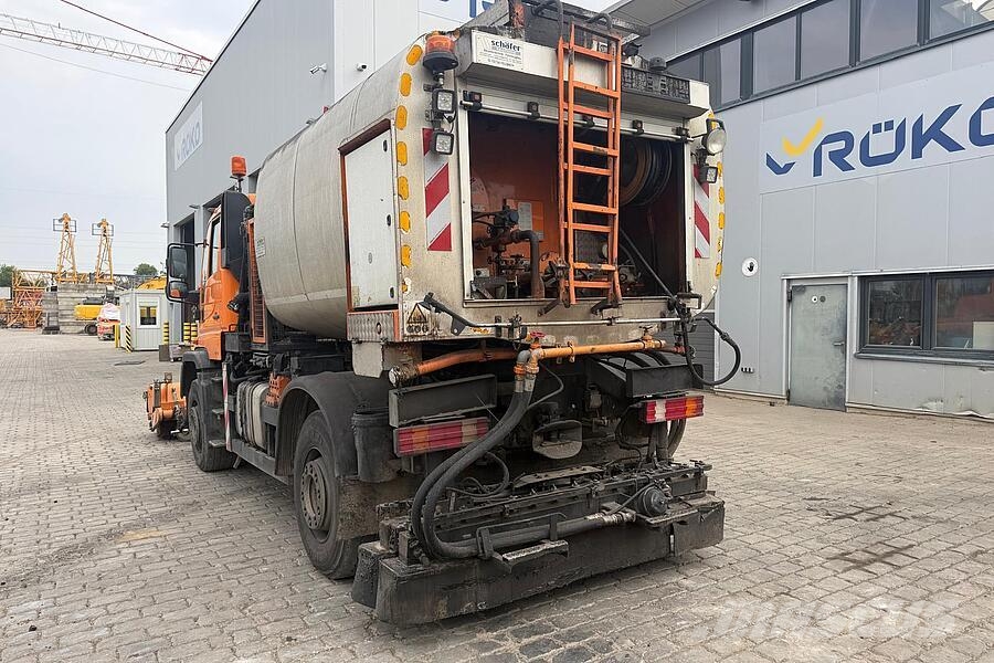 Schäfer Unimog U 500 + BSM-P 2000/2000 Bitumen sprayers