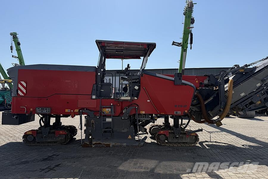 Wirtgen W 210 XP Fresadoras de asfalto