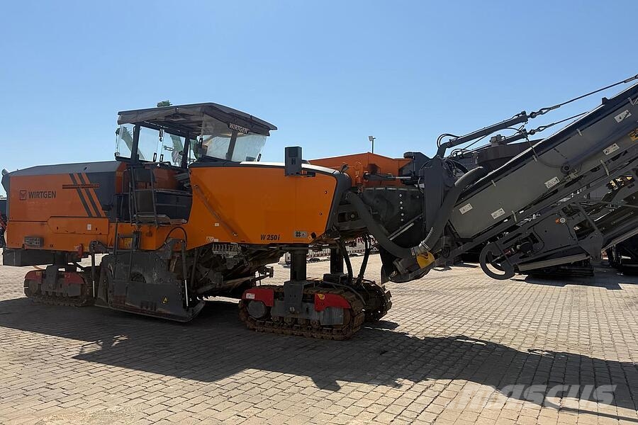 Wirtgen W 250i ماكينات الكشط البارد للأسفلت