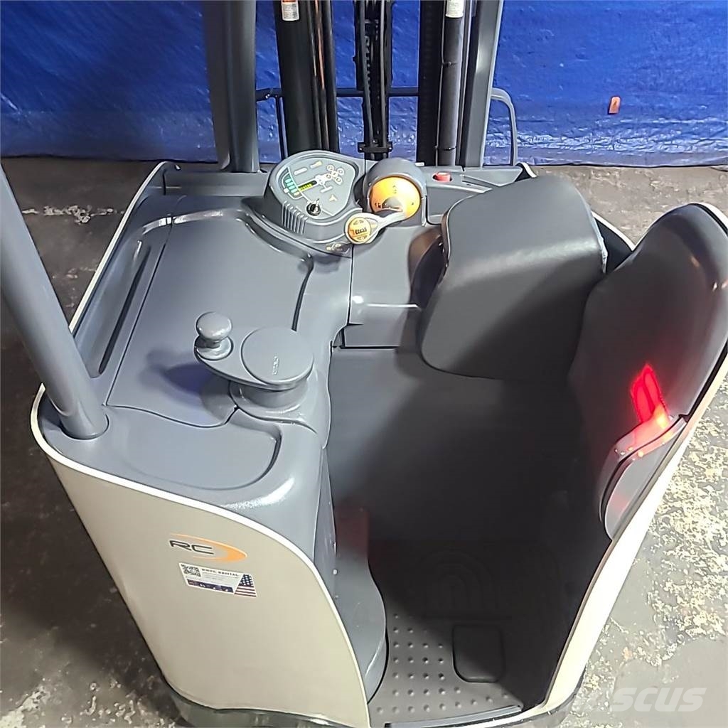 Crown RC5530-30 Electric forklifts