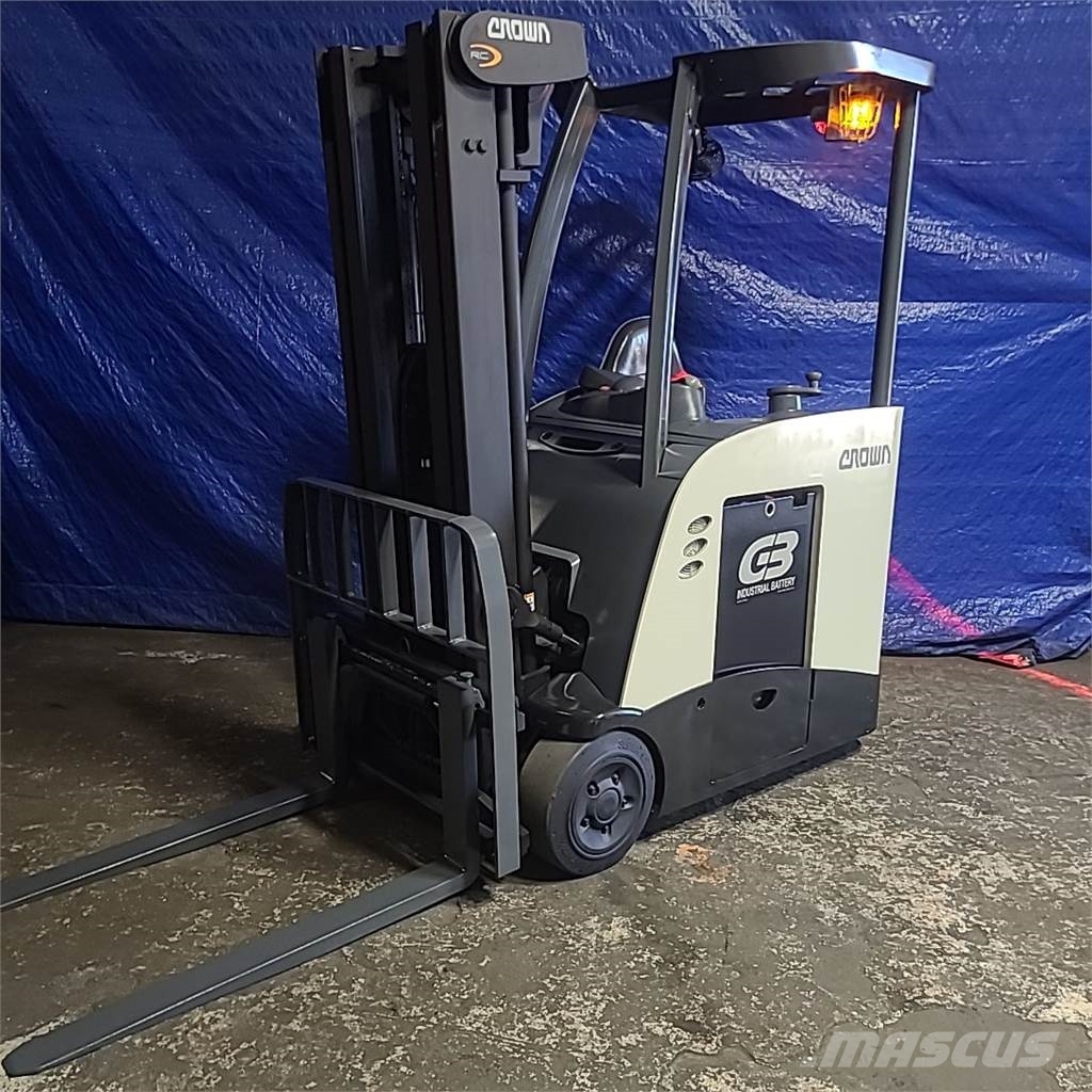 Crown RC5530-30 Electric forklifts