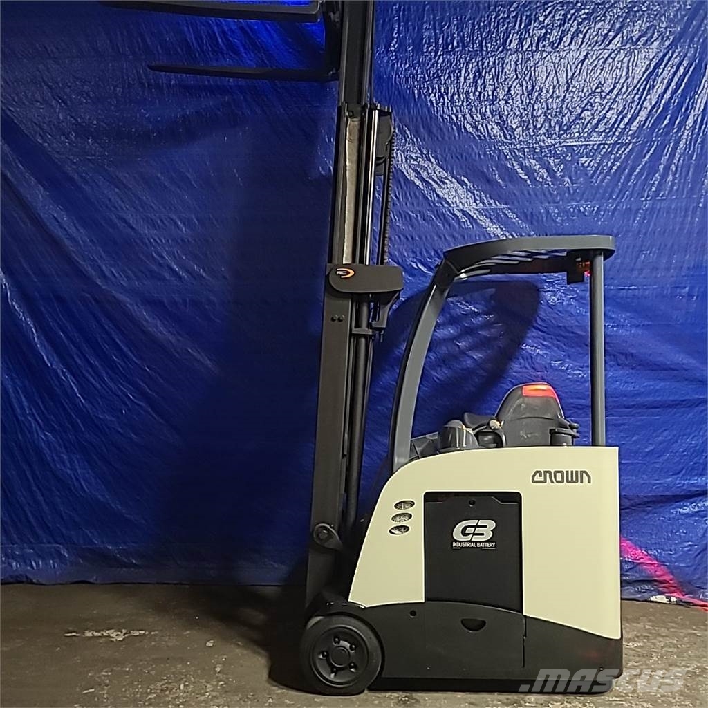 Crown RC5530-30 Electric forklifts
