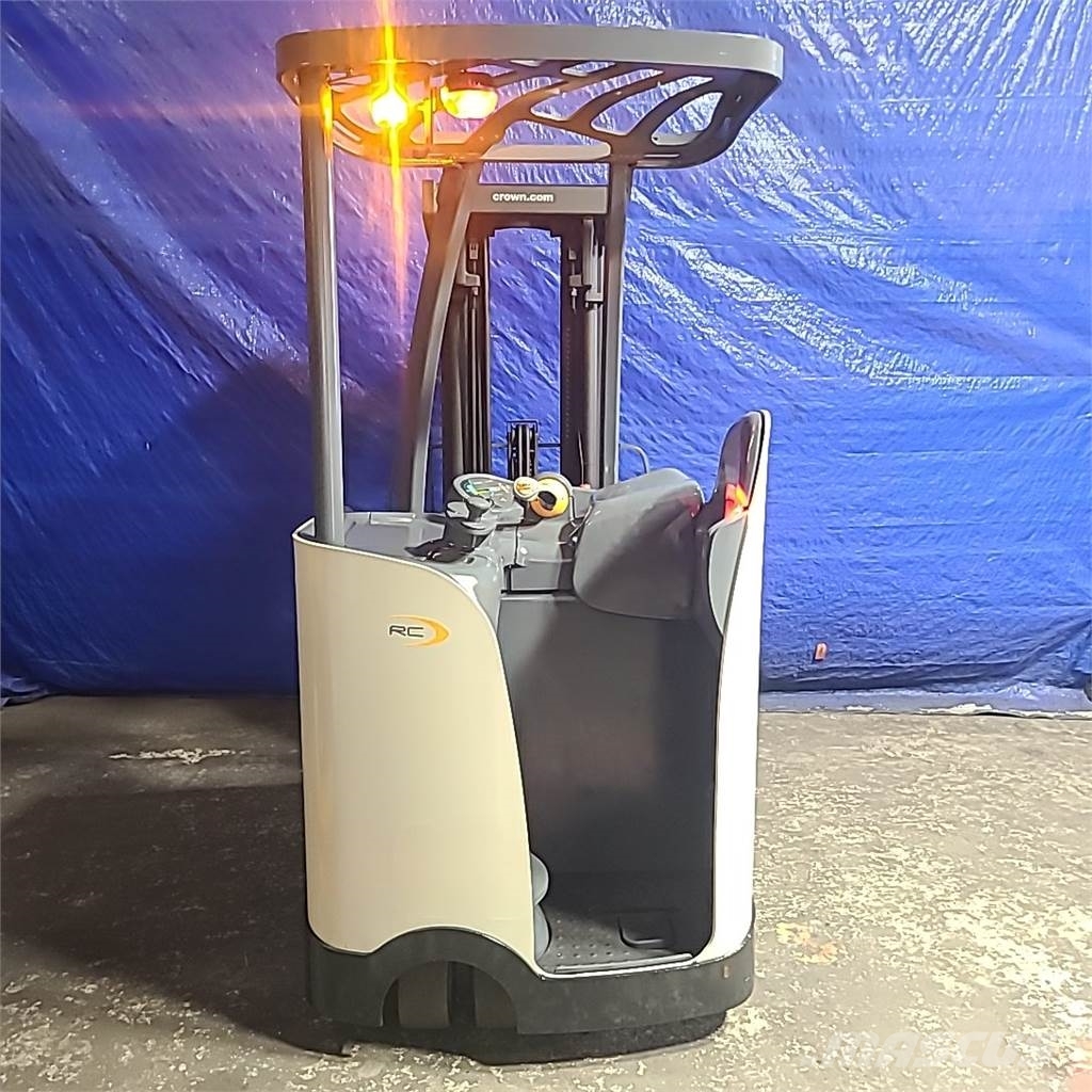 Crown RC5530-30 Electric forklifts