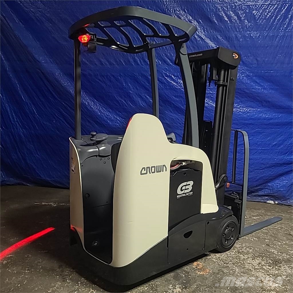 Crown RC5530-30 Electric forklifts