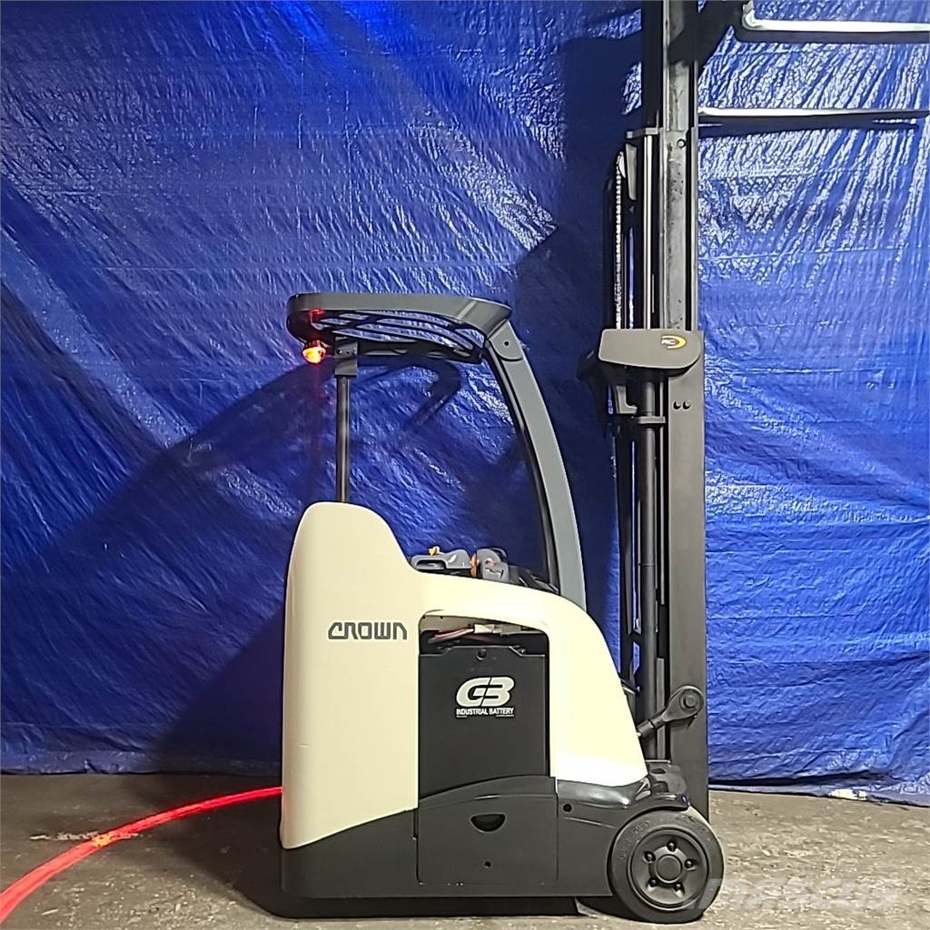Crown RC5530-30 Electric forklifts
