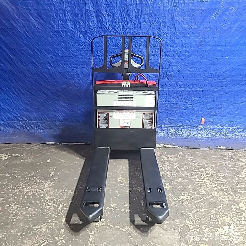 Raymond 102T-F45L Hand pallet trucks