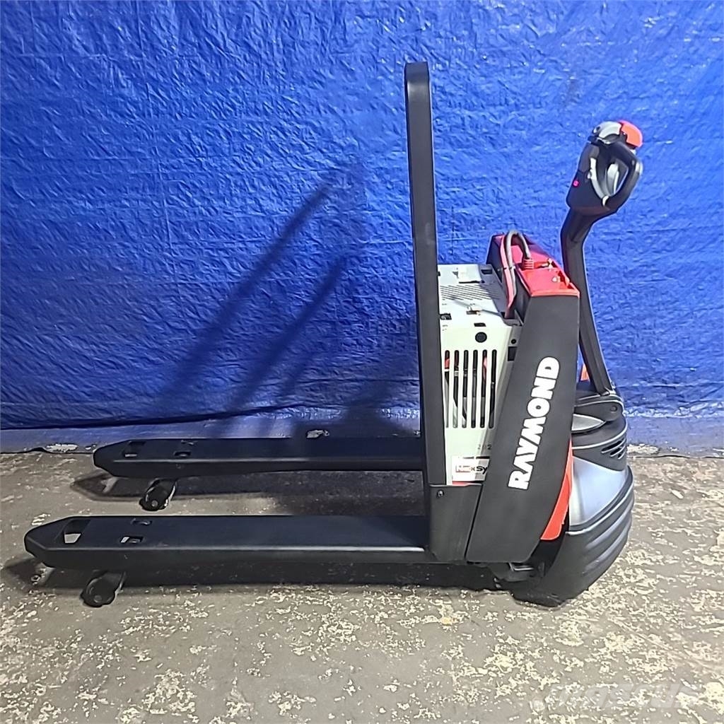 Raymond 102T-F45L Hand pallet trucks