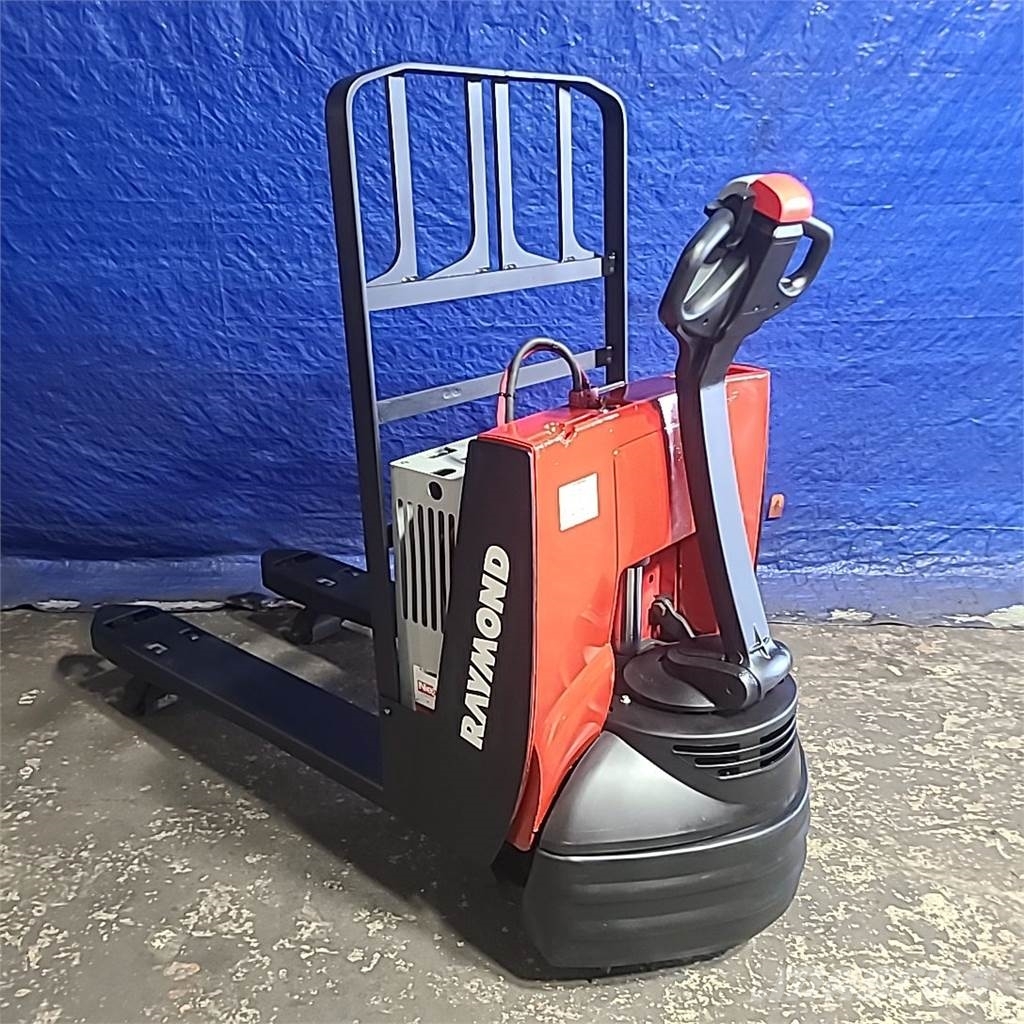 Raymond 102T-F45L Hand pallet trucks