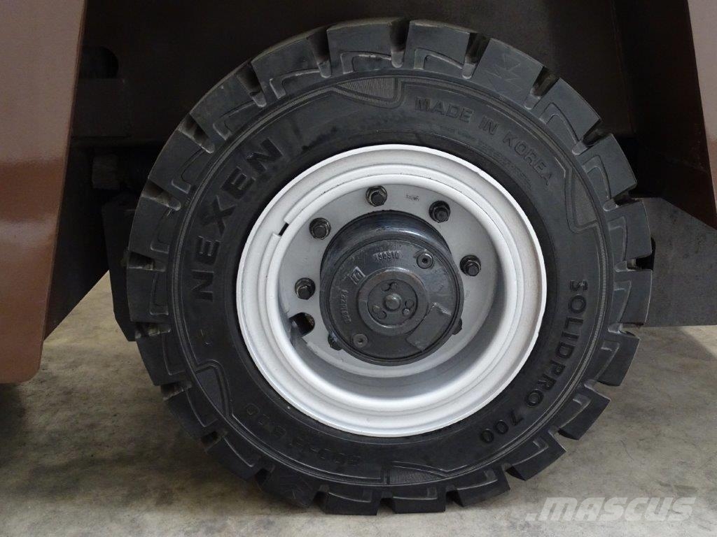 Baumann DFQ50/14/63TR - TRIPLEX Carretillas de carga lateral