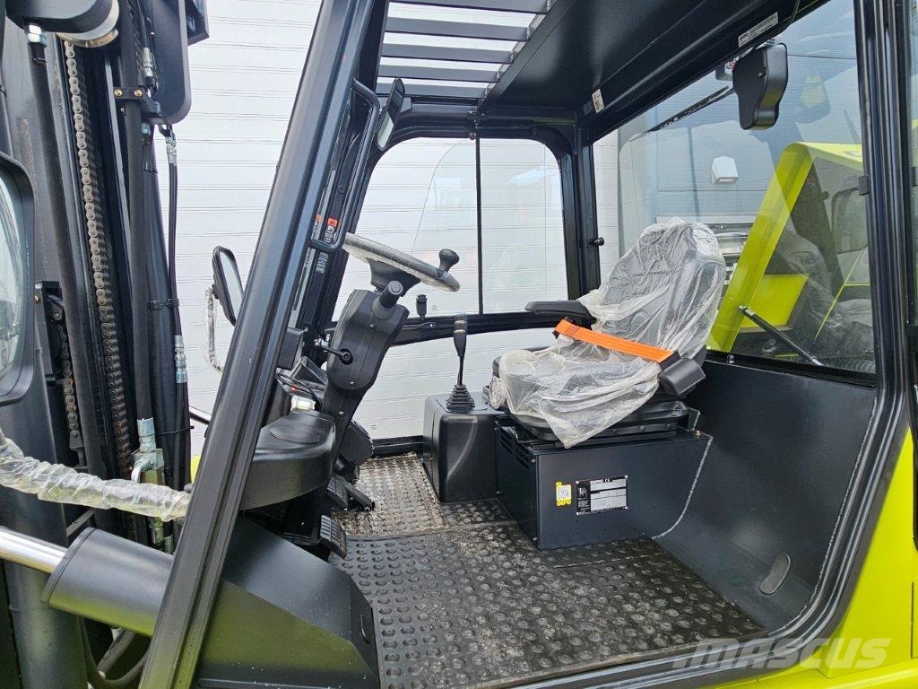 Clark C70D - NEU - DIESEL KUBOTA - TRIPLEX Montacargas todo terreno
