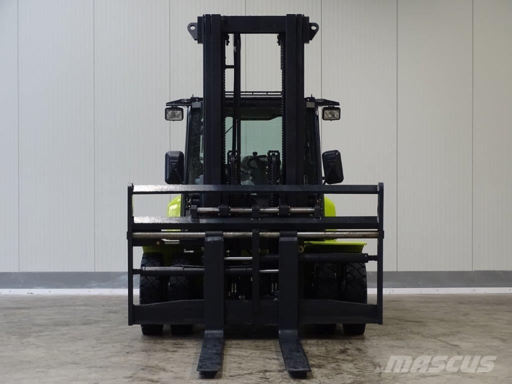 Clark C80D900 - TRIPLEX - DEMO Wózki Diesla