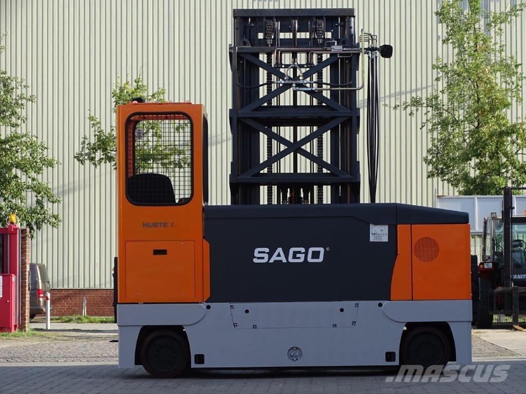 Hubtex MQ55 لوادر جانبية