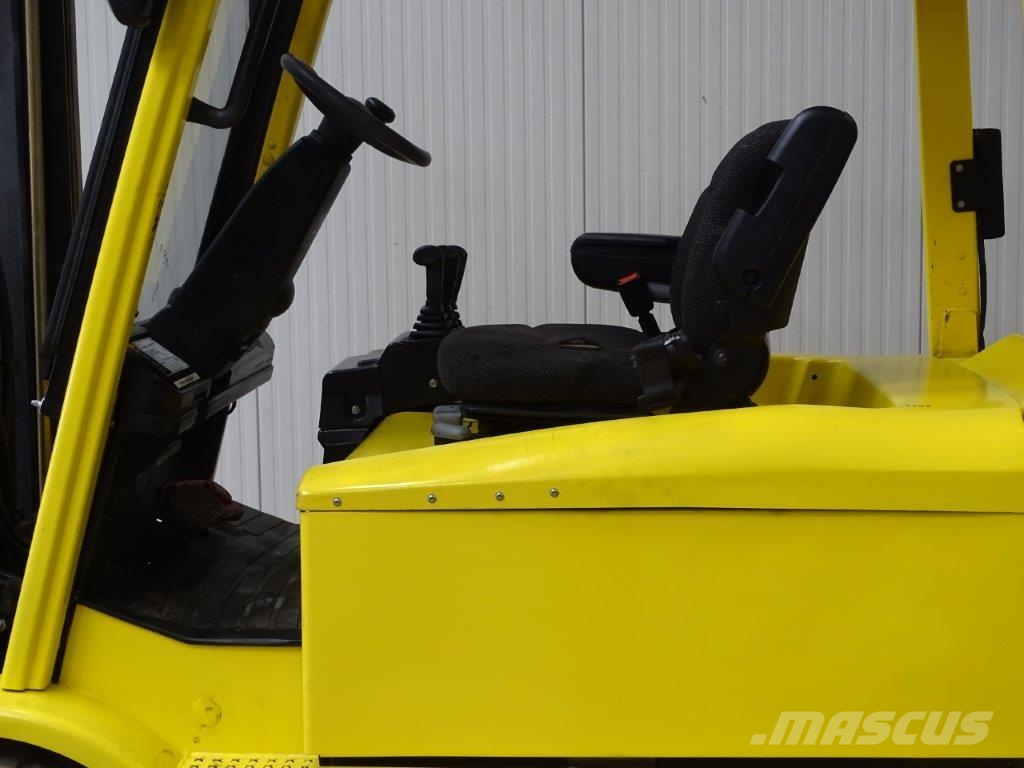 Hyster J3.0XM Electric forklifts