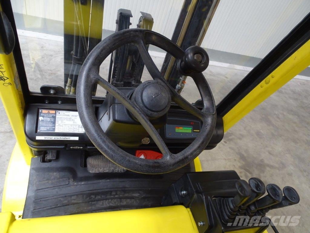 Hyster J3.0XM Electric forklifts