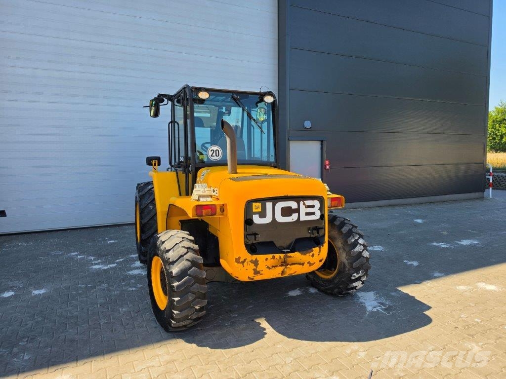 JCB 940-4 T4 - TRIPLEX Maastotrukit