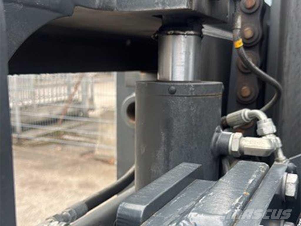 Kalmar DCG250-12S - SHORT - COMPACT Diesel heftrucks