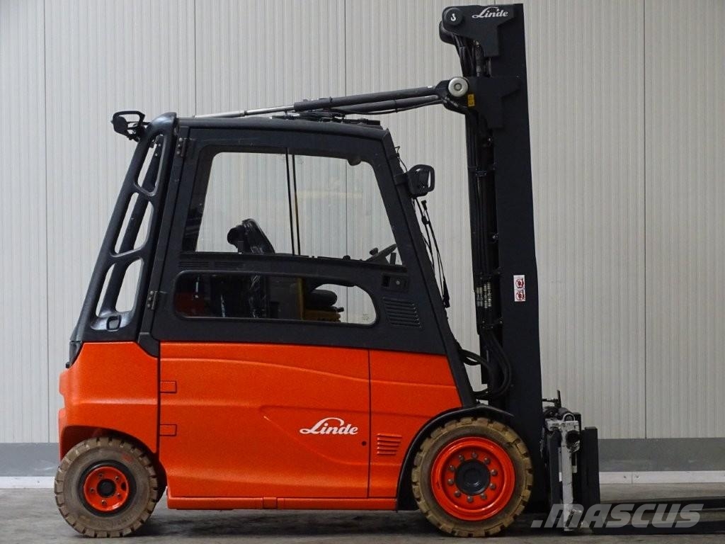Linde E50HL-01 - TRIPLEX Electric forklifts