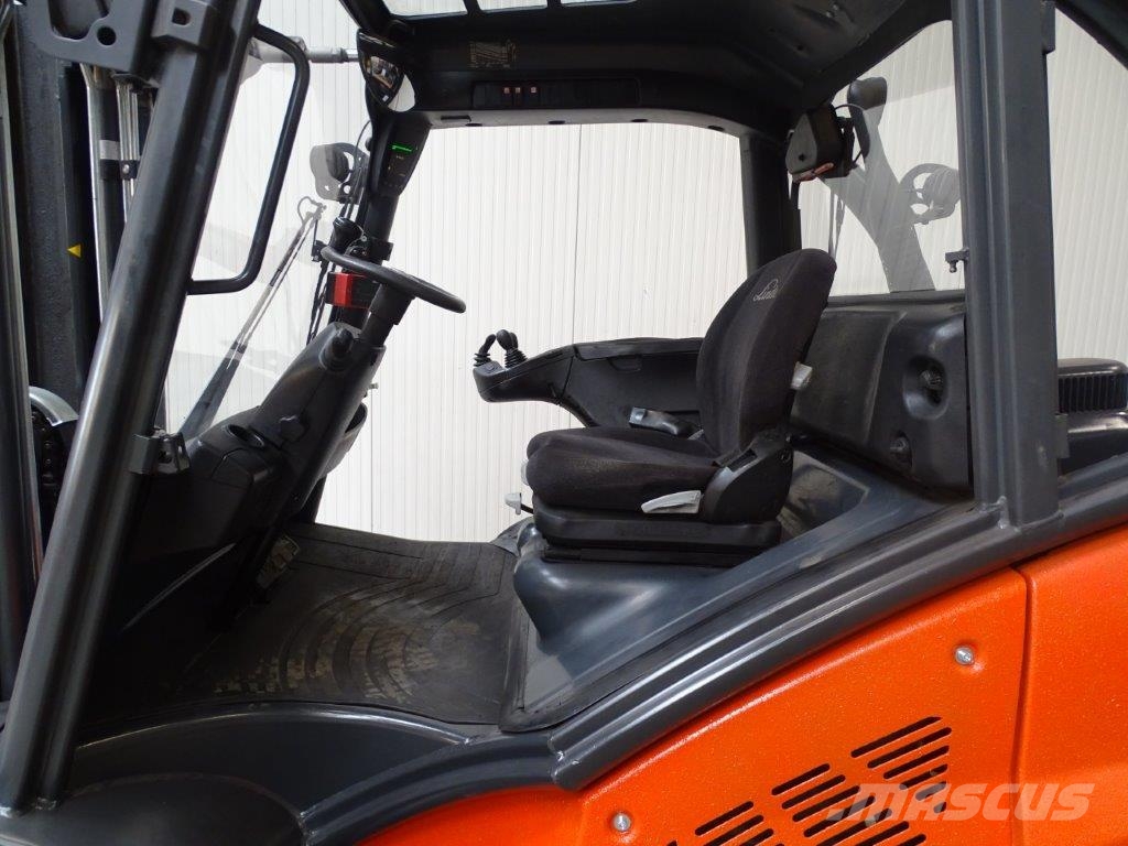 Linde H50D-02 -Container-Indoor-Stapler -TRIPLEX Diesel forklifts