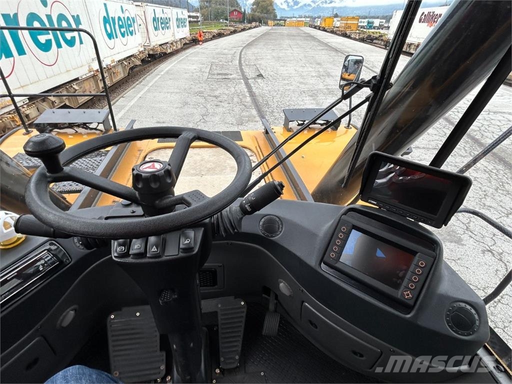 Sany SRSC45G5-P - PIGGYBACK SPREADER 리치 스태커