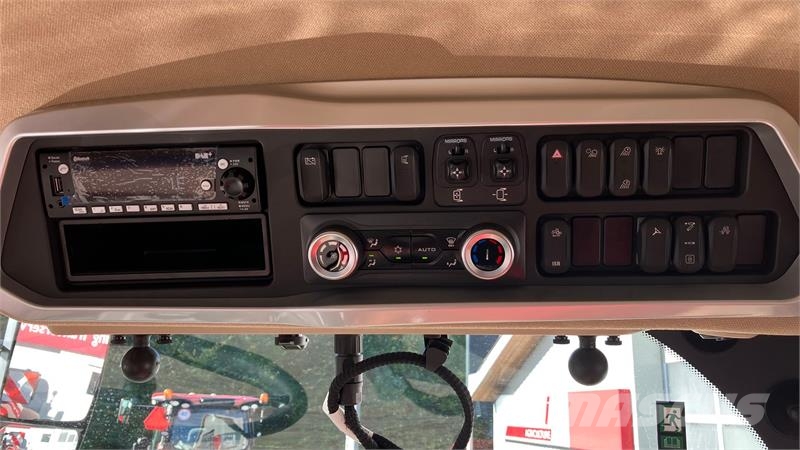 Case IH PUMA 260 CVXDRIVE Traktori