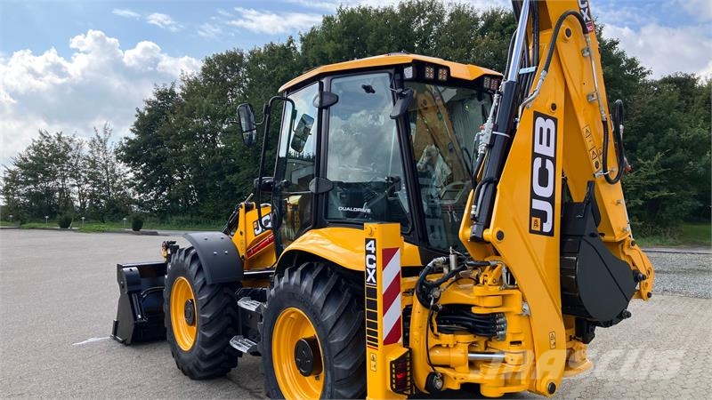 JCB 4CX PRO Buldoexcavatoare