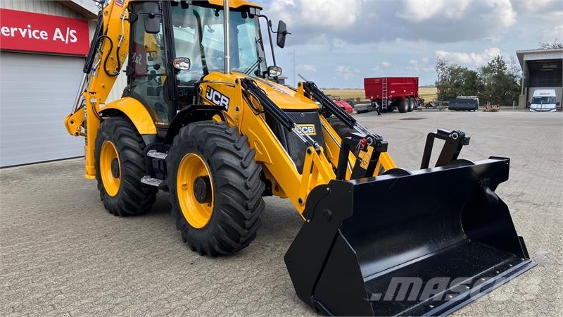 JCB 4CX PRO Buldoexcavatoare