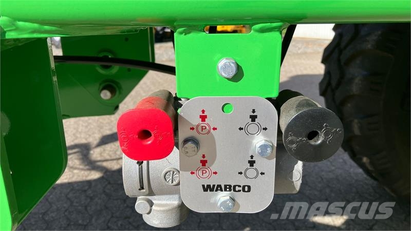Joskin Trans-Cap 6500/22 BC150 Самосвальні причепи