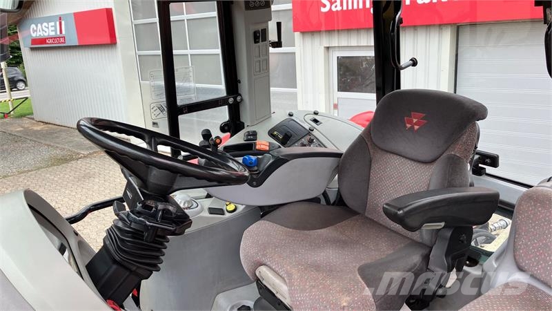 Massey Ferguson 6495 Dyna 6 الجرارات