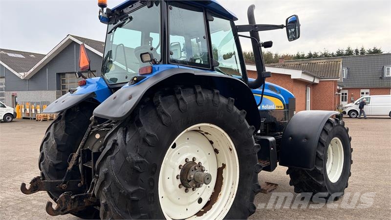 New Holland TM 190 Supersteer Traktoren
