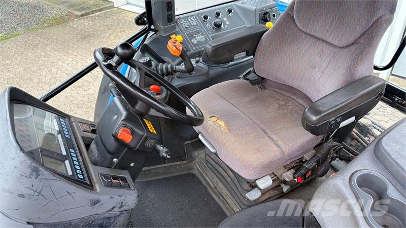 New Holland TM 190 Supersteer Traktoren