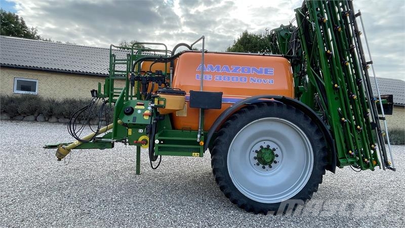 Amazone UG 3000 Nova Pulverizadores arrastrados