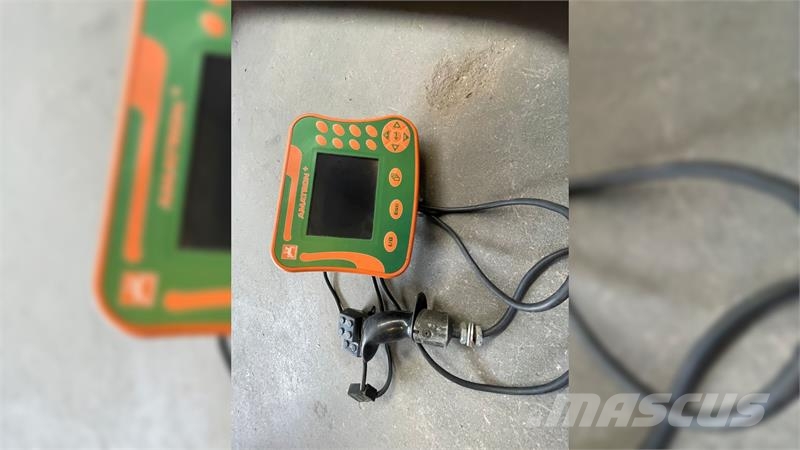 Amazone UG 3000 Nova Pulverizadores arrastrados