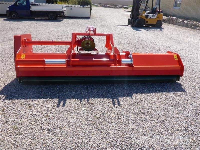 Concept Perugini KX320 Slåttermaskiner